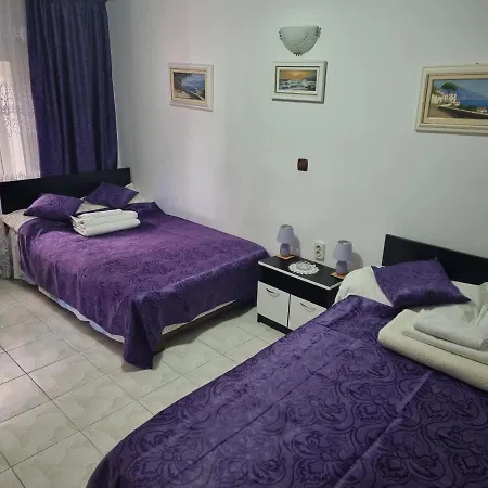 Casa de hóspedes Casa Rozelor