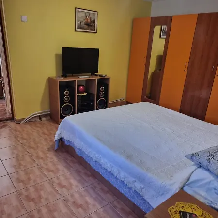 Casa Rozelor
